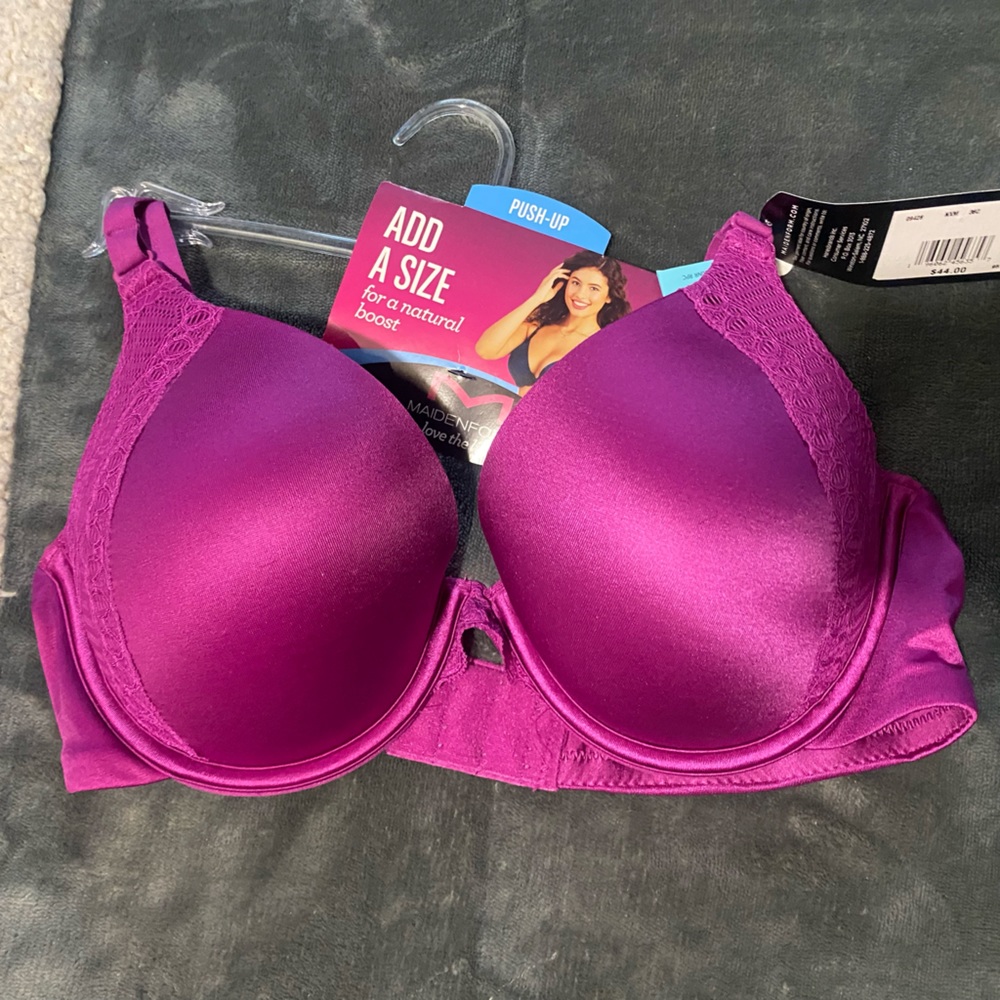 Maideford new 36c. Push up. 25 c/u. Please text me for color